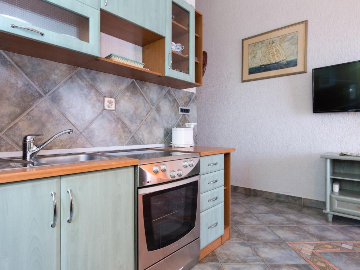 Apartment Starigrad-3 By Interhome Εξωτερικό φωτογραφία